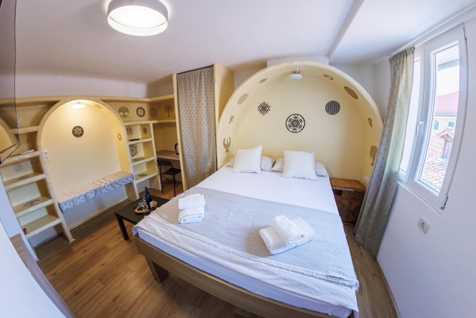 Plutus Apartments And Rooms With Free Parking Koper Exterior foto